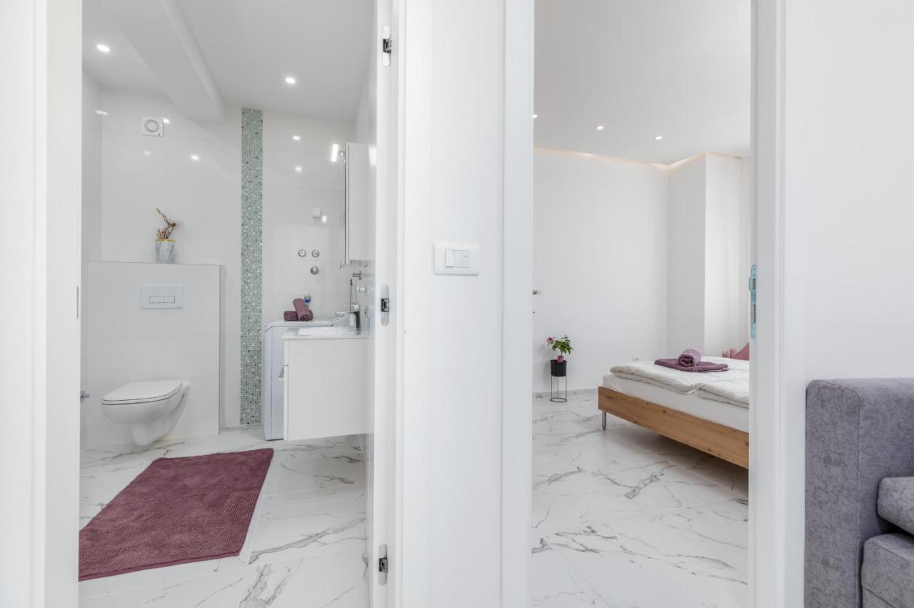 Apartman Knezevic A Fazana Ngoại thất bức ảnh