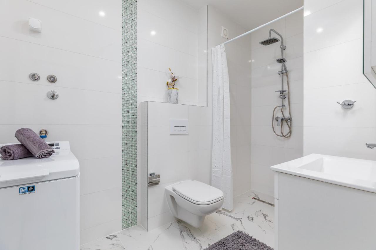 Apartman Knezevic A Fazana Ngoại thất bức ảnh
