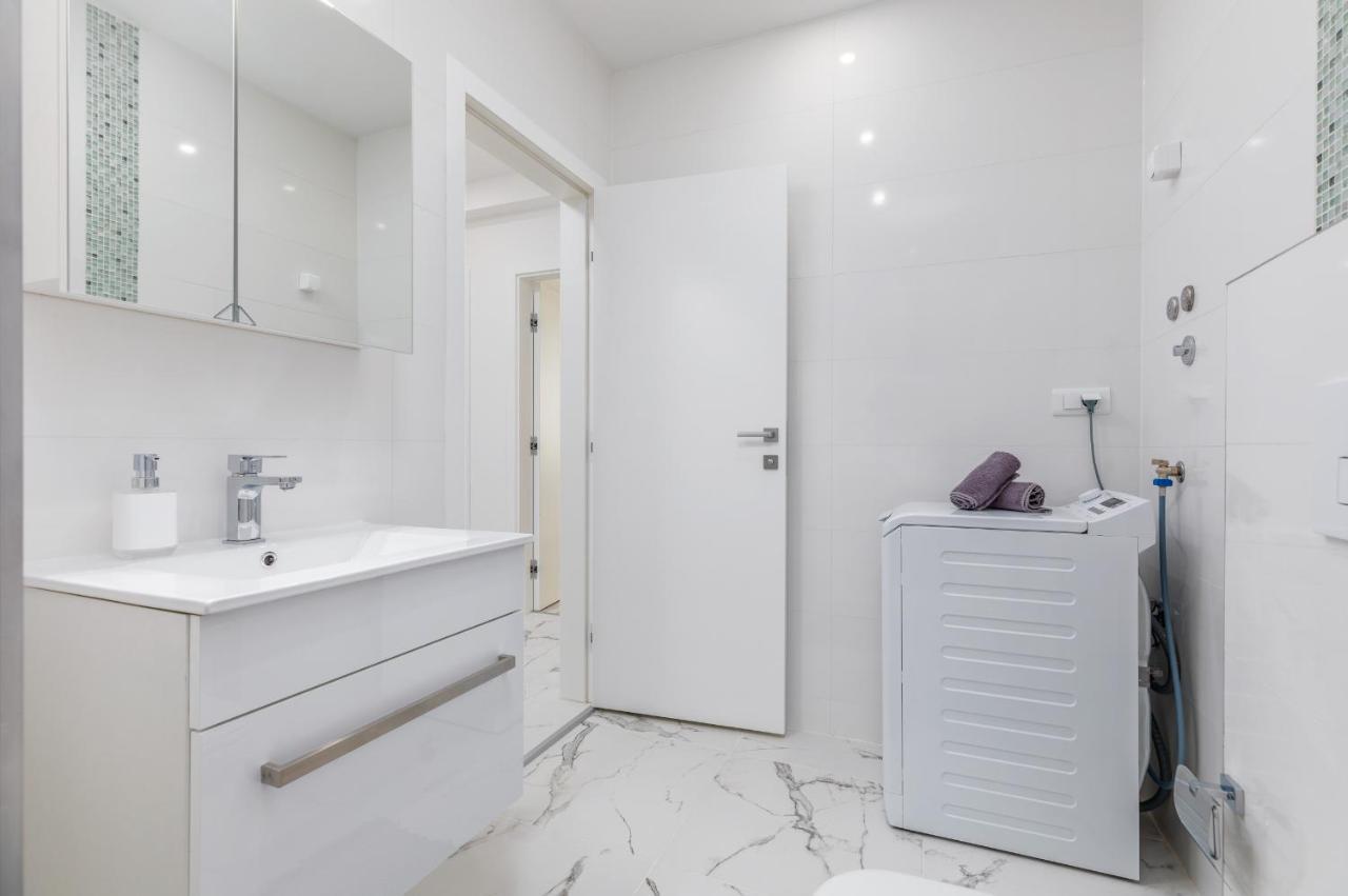 Apartman Knezevic A Fazana Ngoại thất bức ảnh