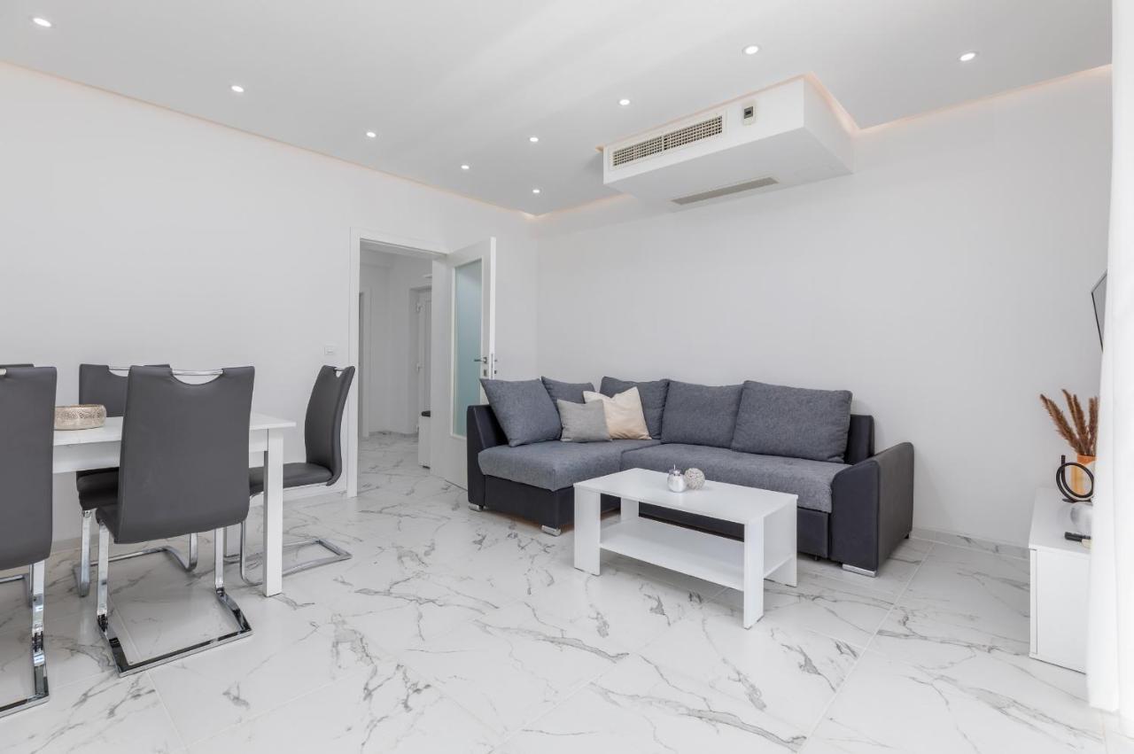 Apartman Knezevic A Fazana Ngoại thất bức ảnh