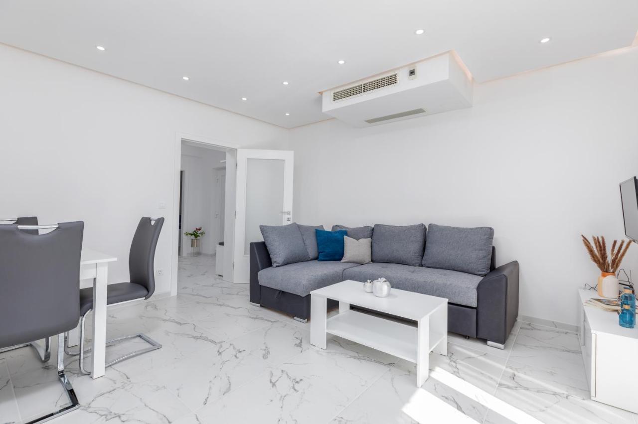Apartman Knezevic A Fazana Ngoại thất bức ảnh