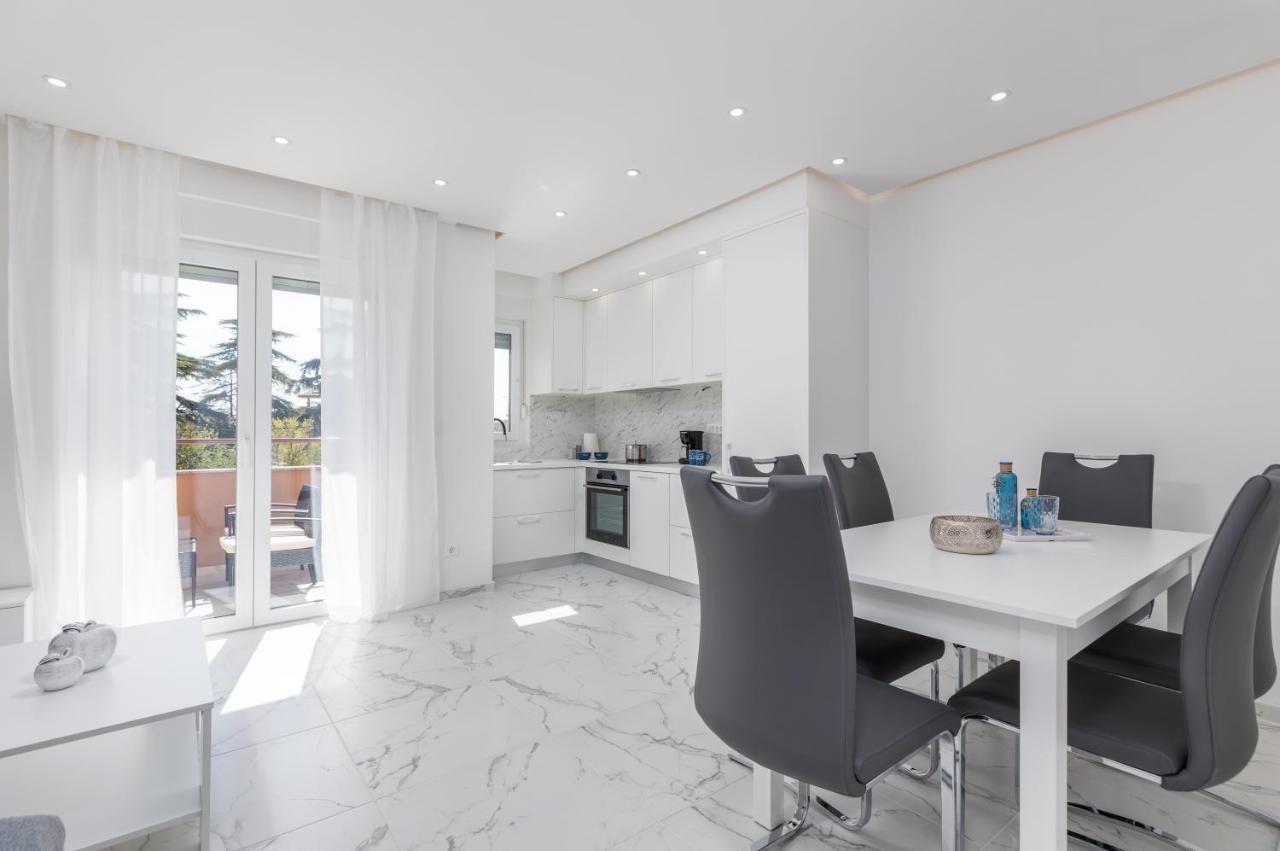 Apartman Knezevic A Fazana Ngoại thất bức ảnh